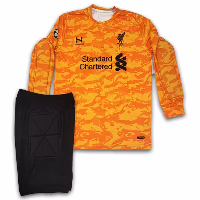 پیراهن و شورت دروازه بانی لیورپول 2023 (بکر)