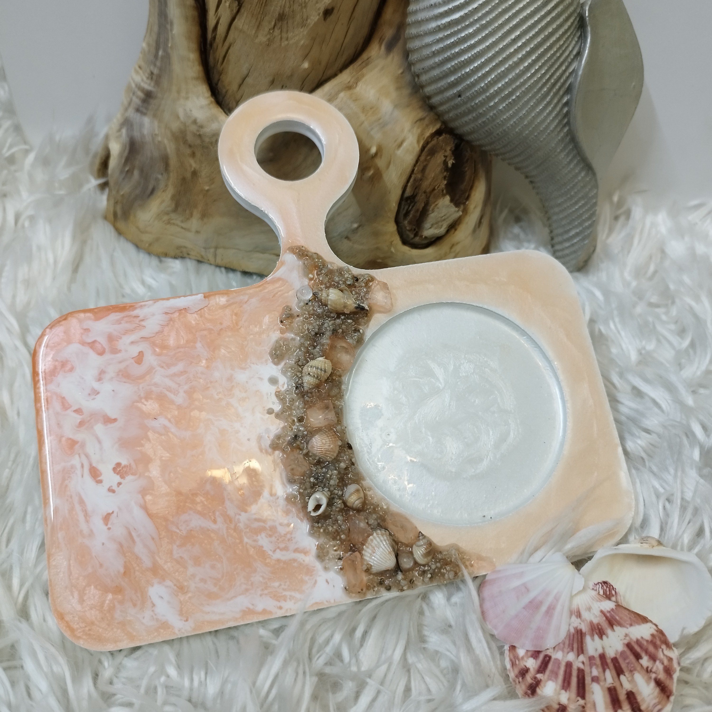 زیر لیوانی دریا