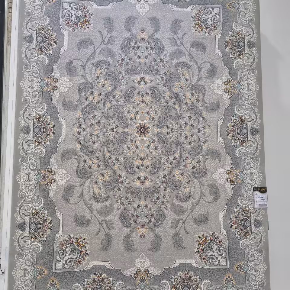 فرش پاتریس 700شانه تراکم 2550 طرح دوریس فیلی کناره 2 متری