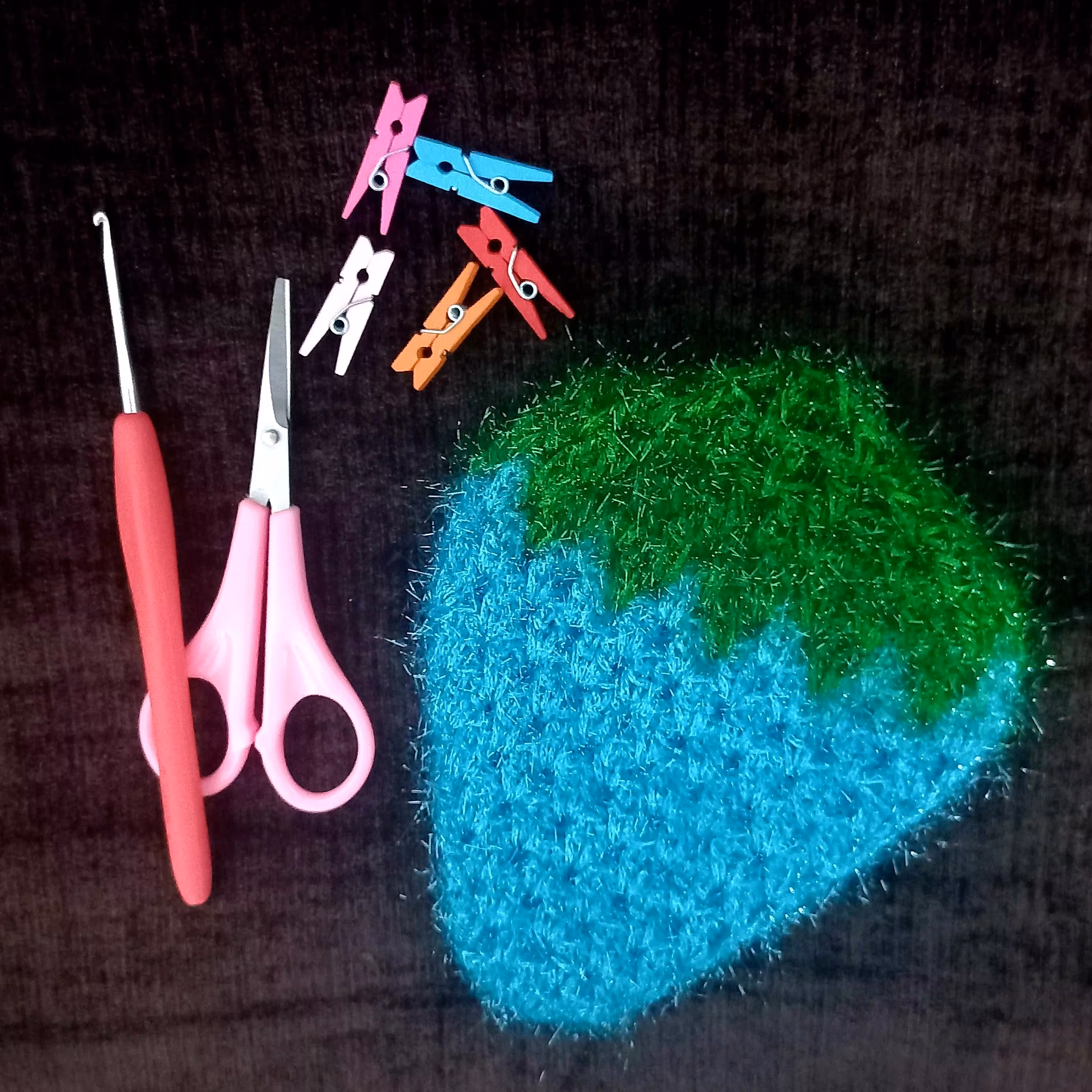 اسکاج توت فرنگی 