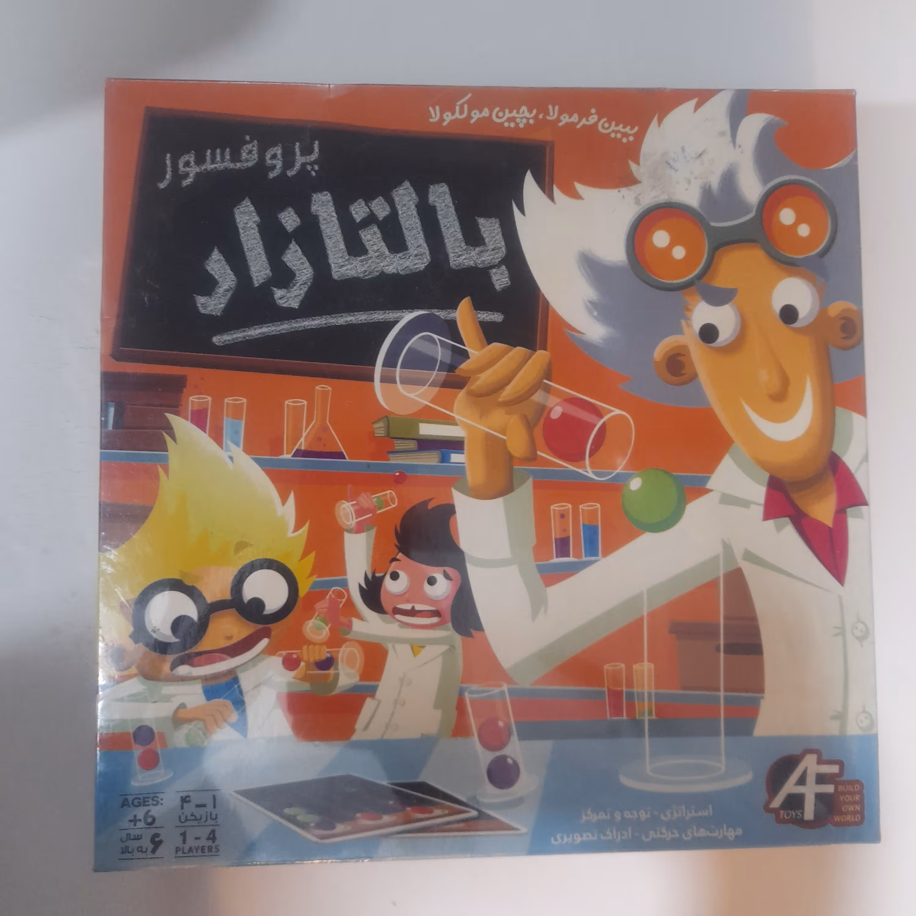 بازی فکری دکتر اکتشاف چهار نفره