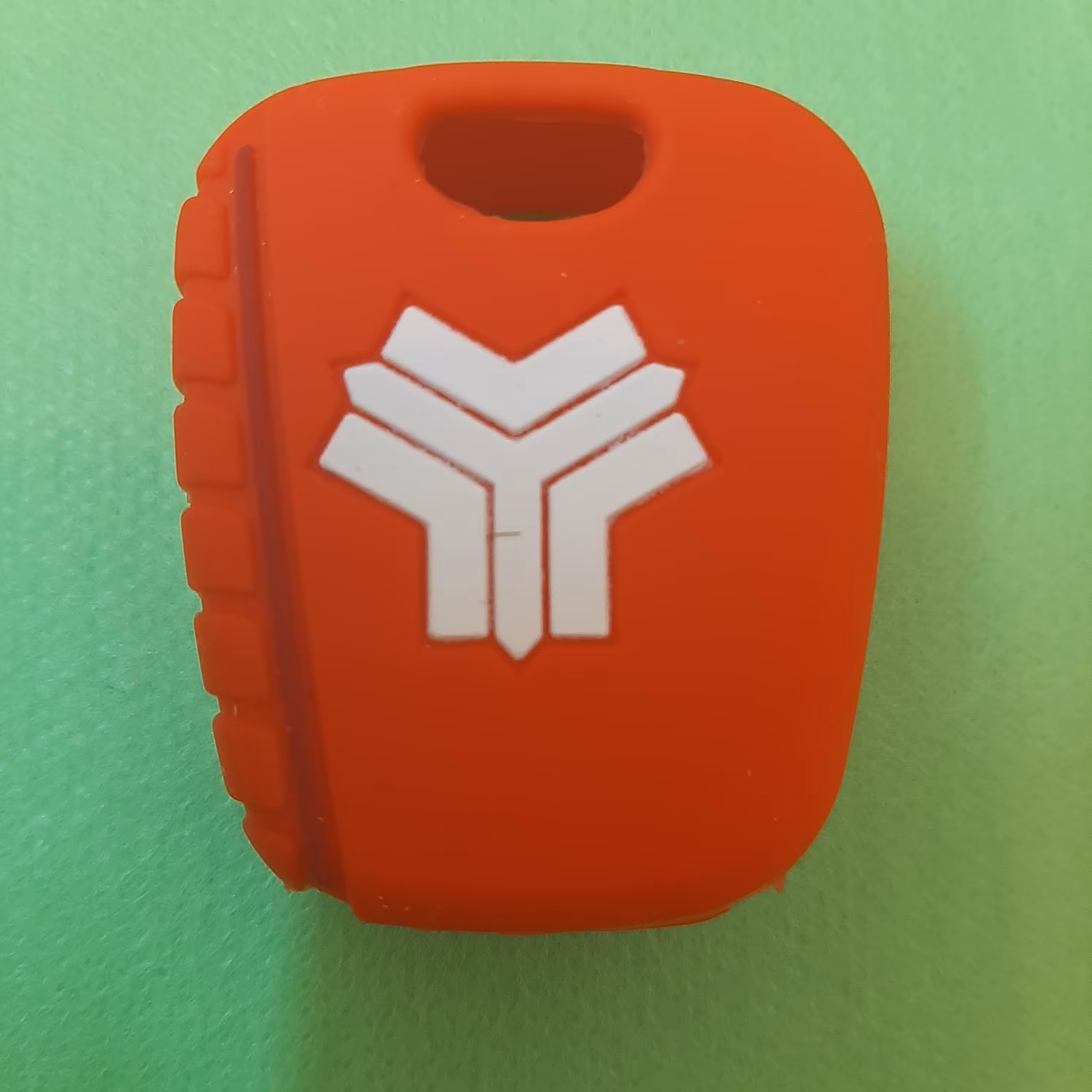 کاور سوییچ سیلیکونی فیت خودرو  مناسب برای ریموت 2 کلید پراید تیبا