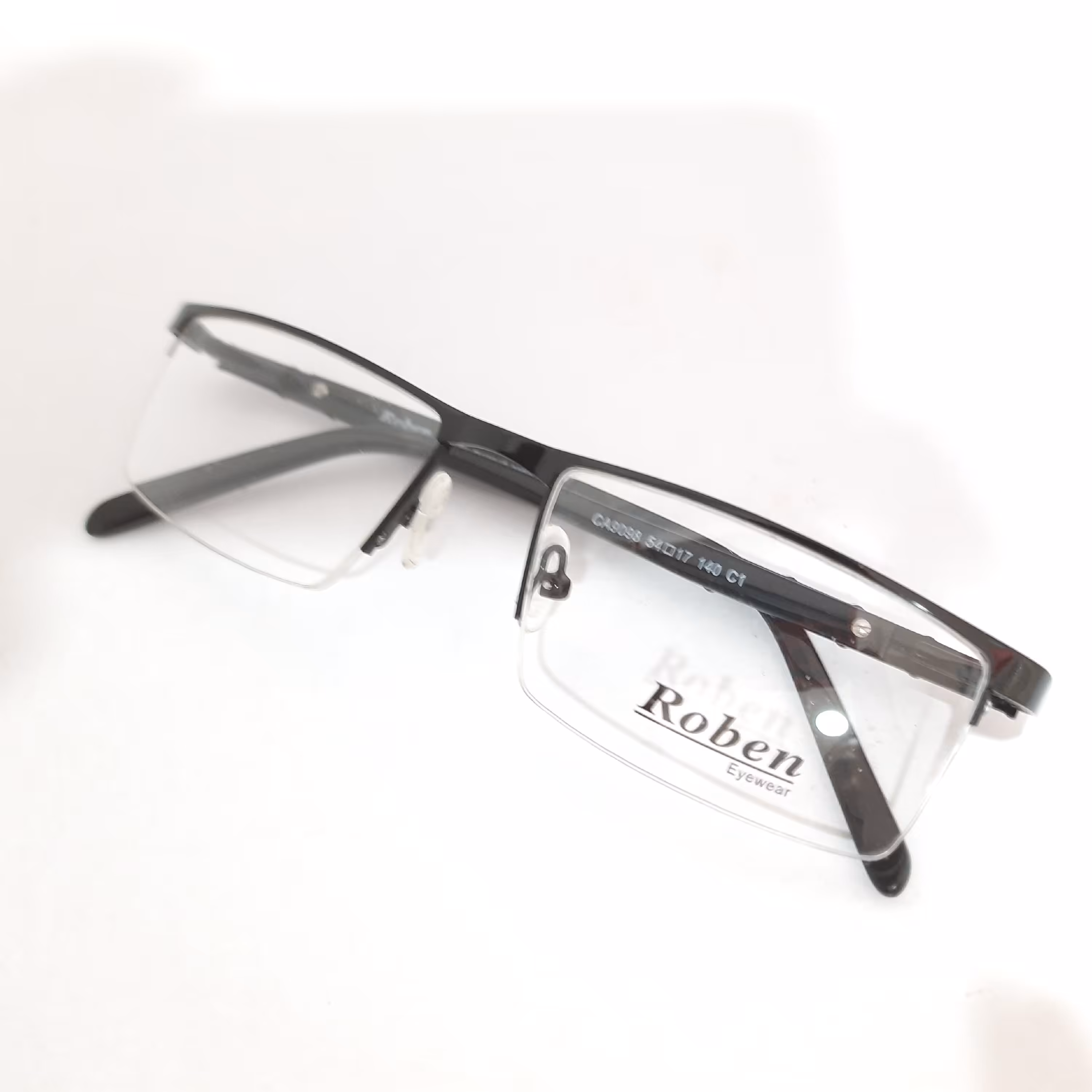 عینک مخصوص کار با کامپیوتر و گوشی موبایل عدسی بلوکاتuy420جنس فریم  نیمه قاب فلزی دسته فنری فلزی و کایوچویی عدسی آنتی بلو