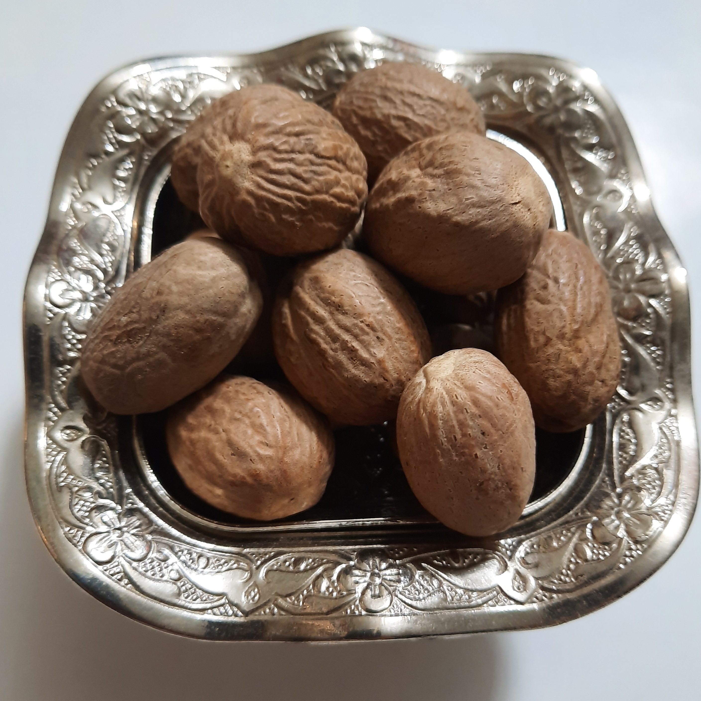 جوزهندی ، 50 گرمی