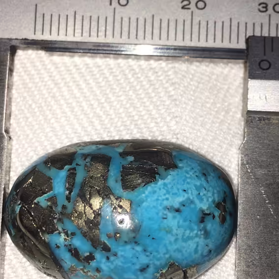 فیروزه رکه دار