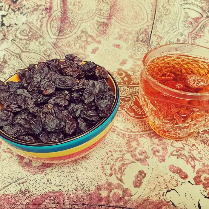 مویز سیاه 50کیلوگرم تمیز شده محصول دیم با کیفت و طعم عالی