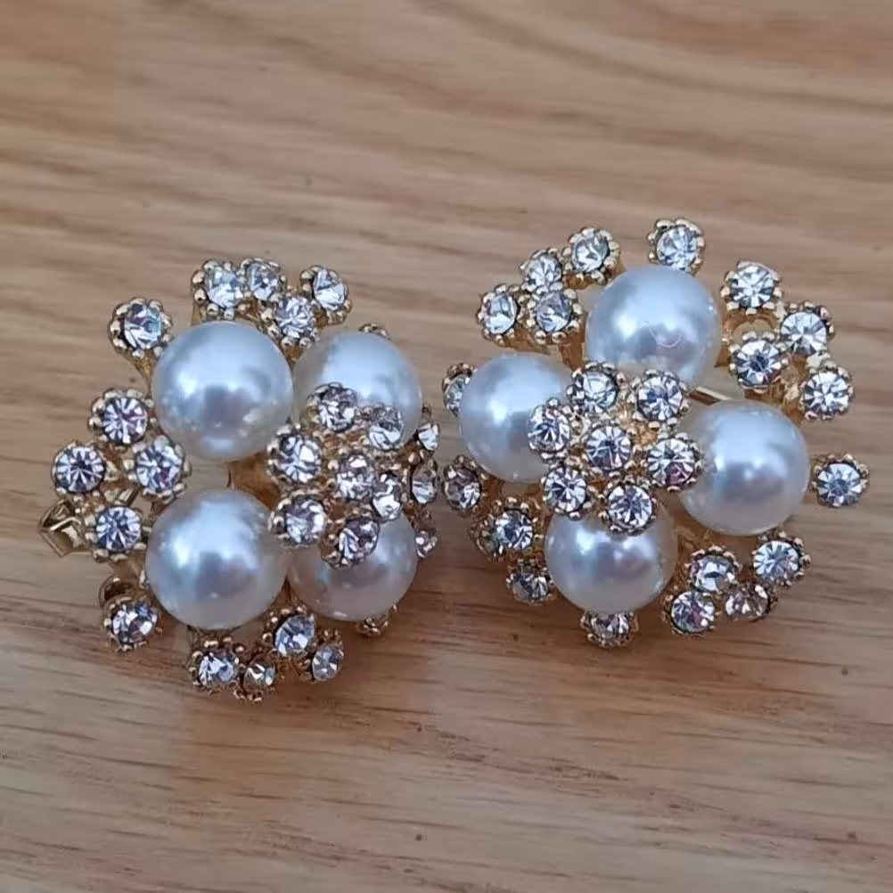 گوشواره مرواریدی مجلسی 