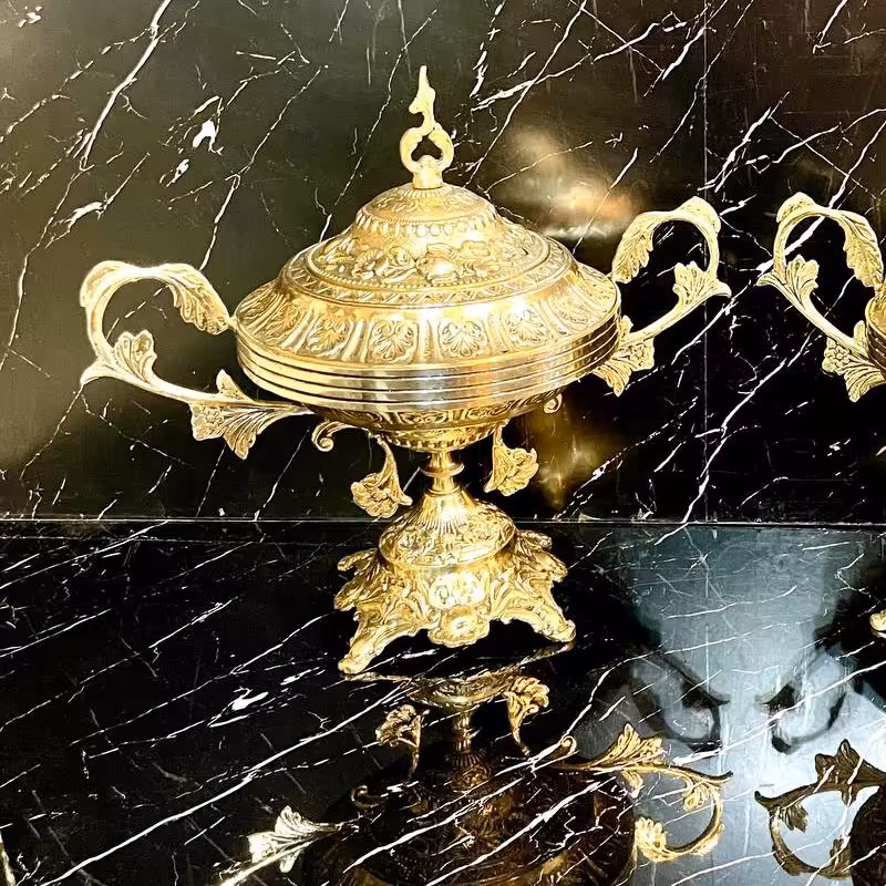 شکلات خوری برنزی