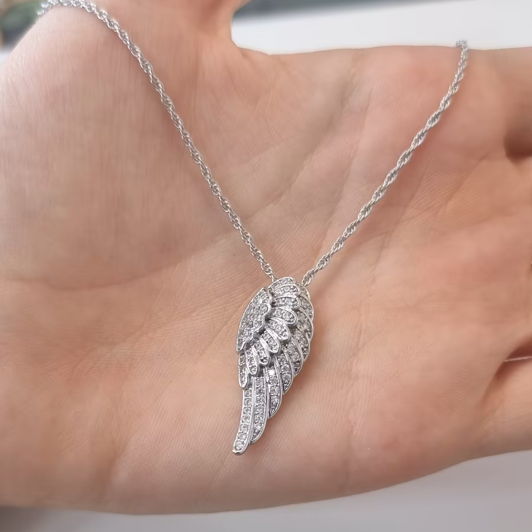 آویز پلاک .برند ژوپینگ. طرح بال.کیفیت عالی.ارسال رایگان(گالری ویداس ) بدلیجات