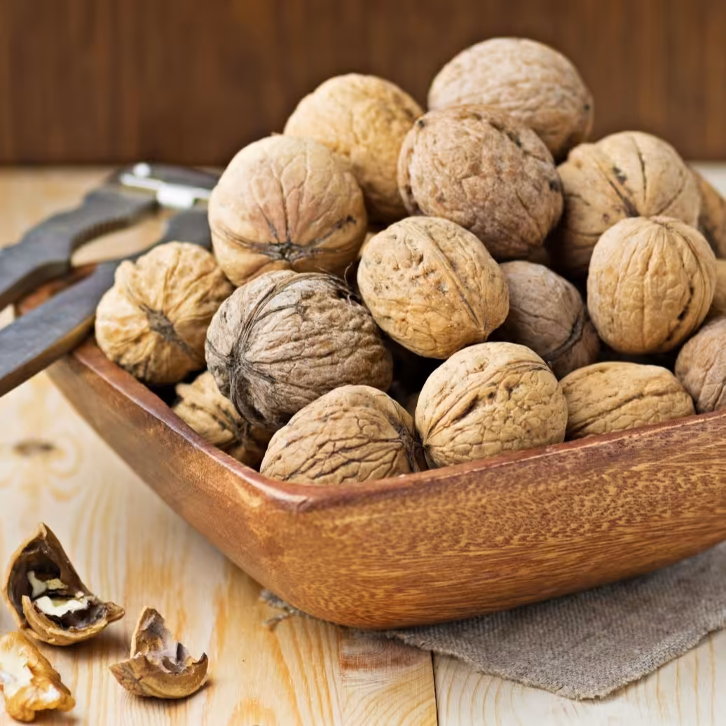 گردو  درجه یک پوست نازک مراغه 1401 (2 کیلو گرم)