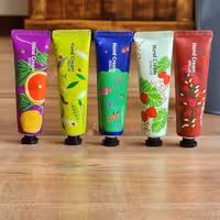 کرم مرطوب دست