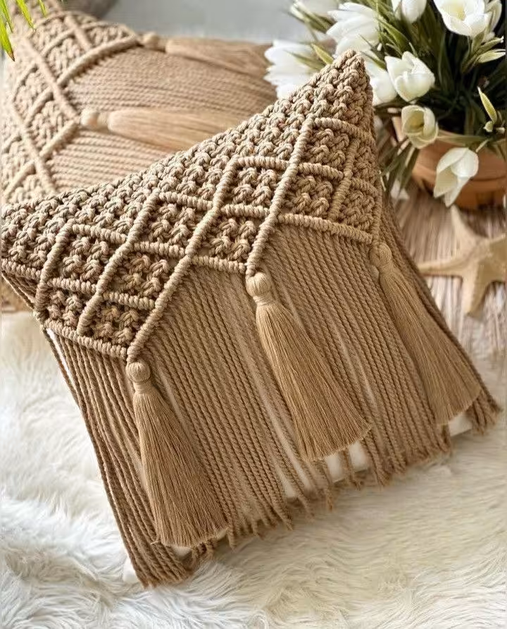 کاور کوسن مکرومه طرح لوزی منگوله دار