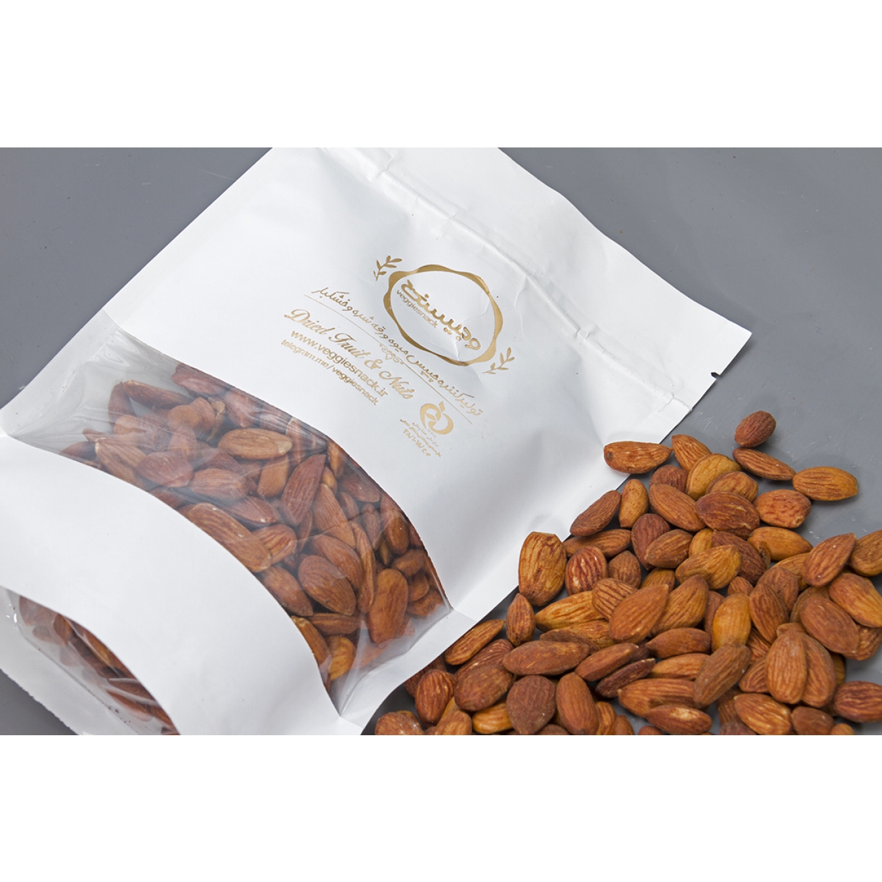 مغز بادام درختی شور ایرانی 500 گرم وجیسنک