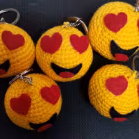 ایموجی دست باف