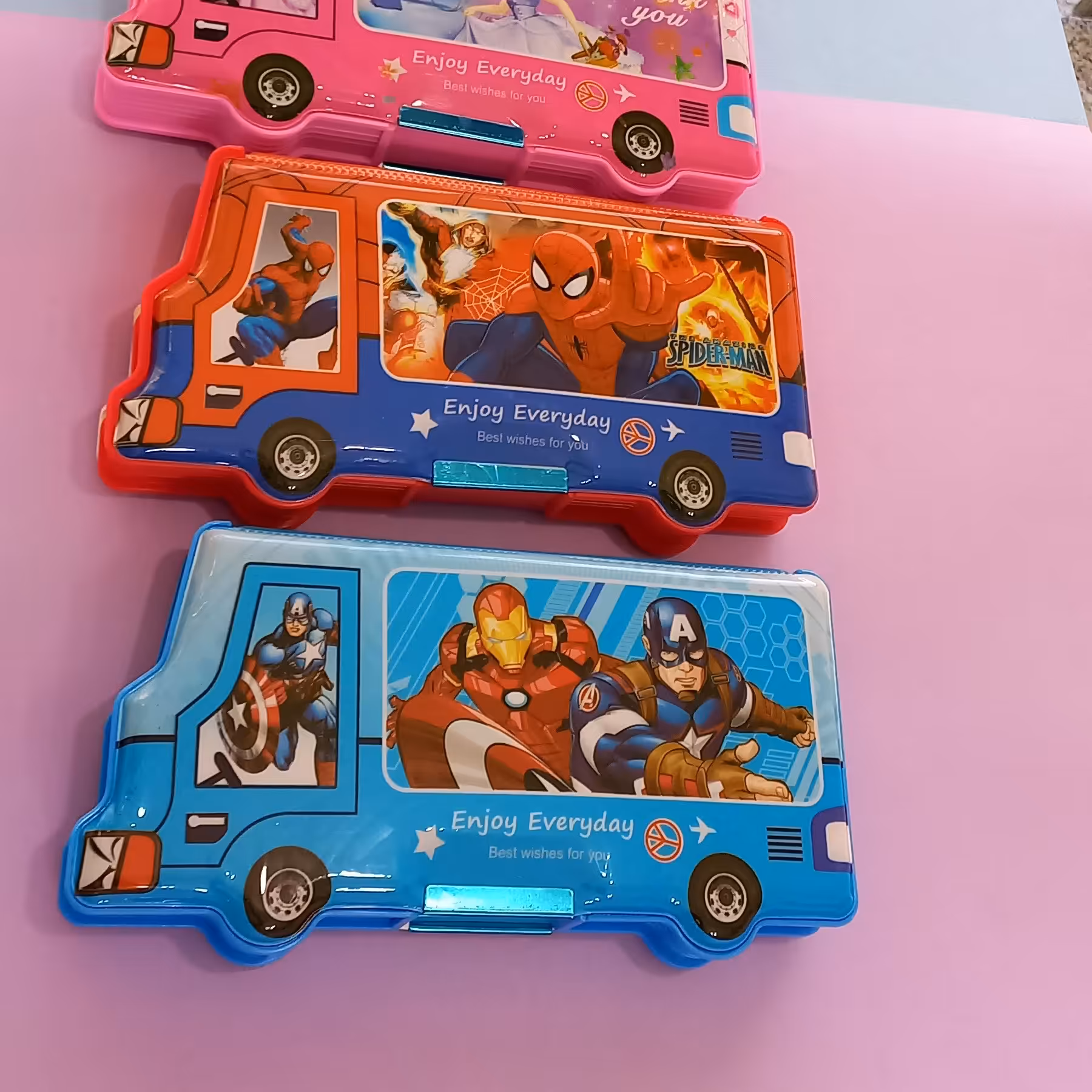 جامدادی آهن ربایی مگنتی طرح ماشین