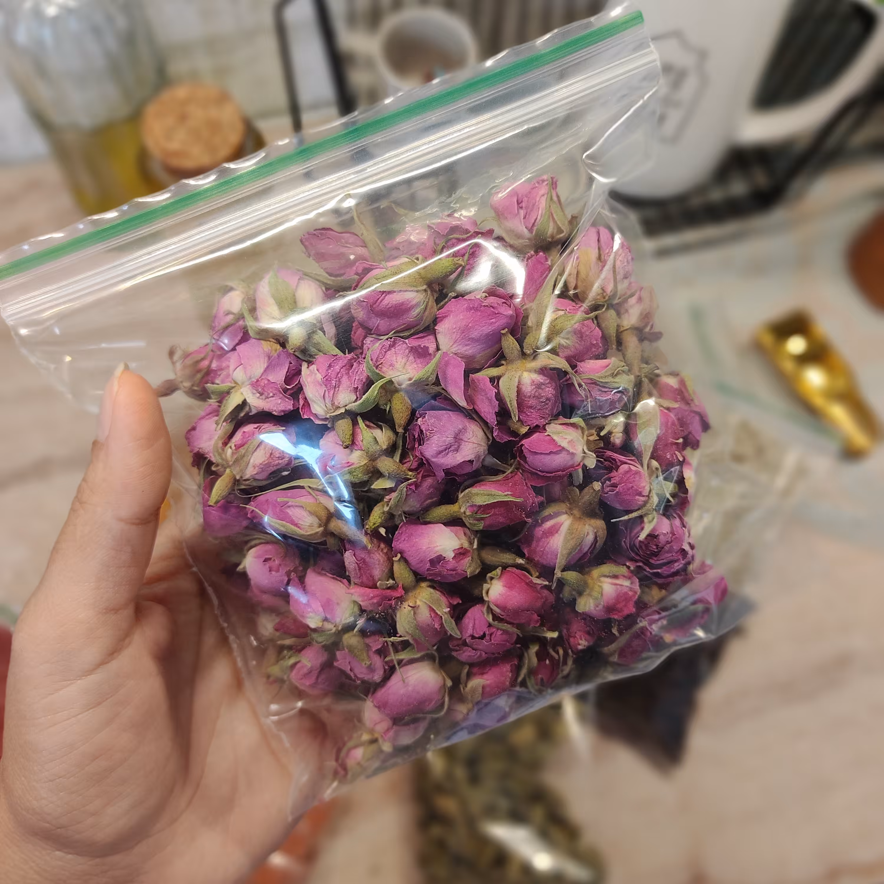 غنچه گل محمدی 50 گرم 35000 تومن