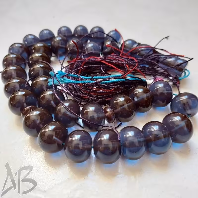 تسبیح سندلوس اصل دوپوست بودار معطر 33 دانه سرمه ای بنفش  کد804 آقابزرگ