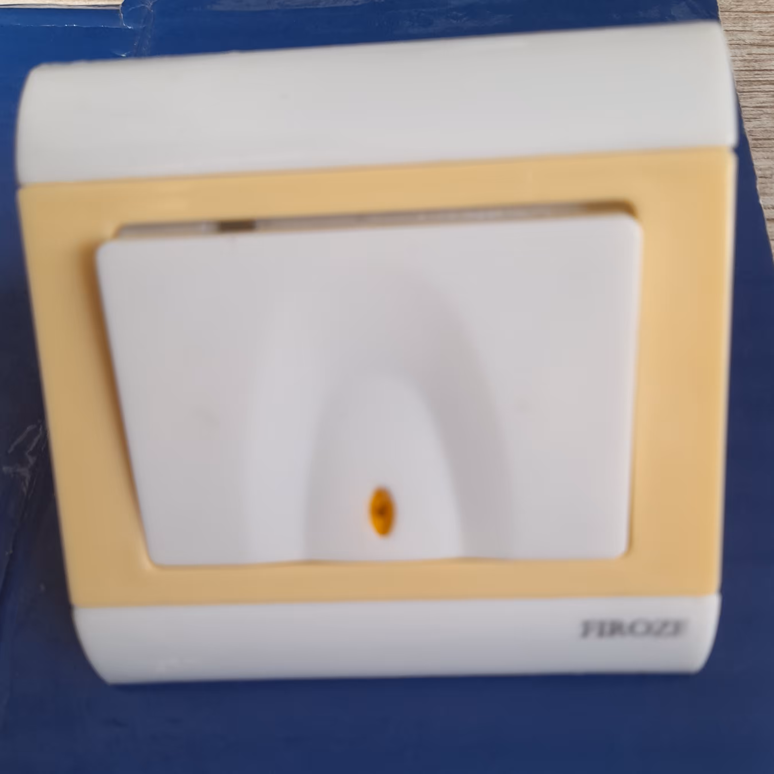 کلید یک پل توکار زه کرم 