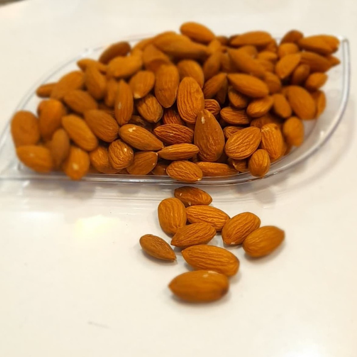 بادام درختی خام (  500گرم  )  بسته بندی 