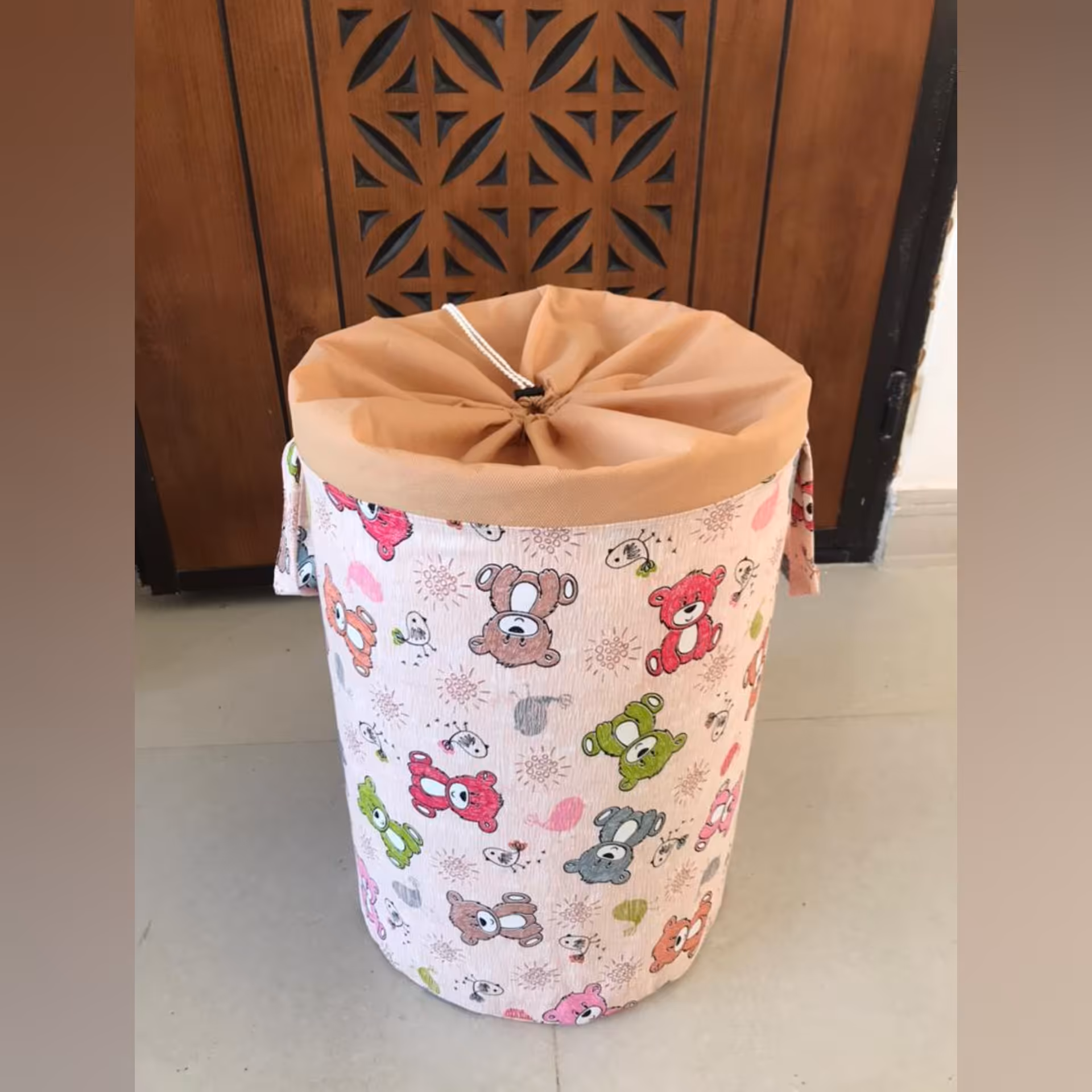 باکس پارچه ای اسباب بازی یا لباس کودک (طرح خرسهای  رنگارنگ )دارای رنگبندی