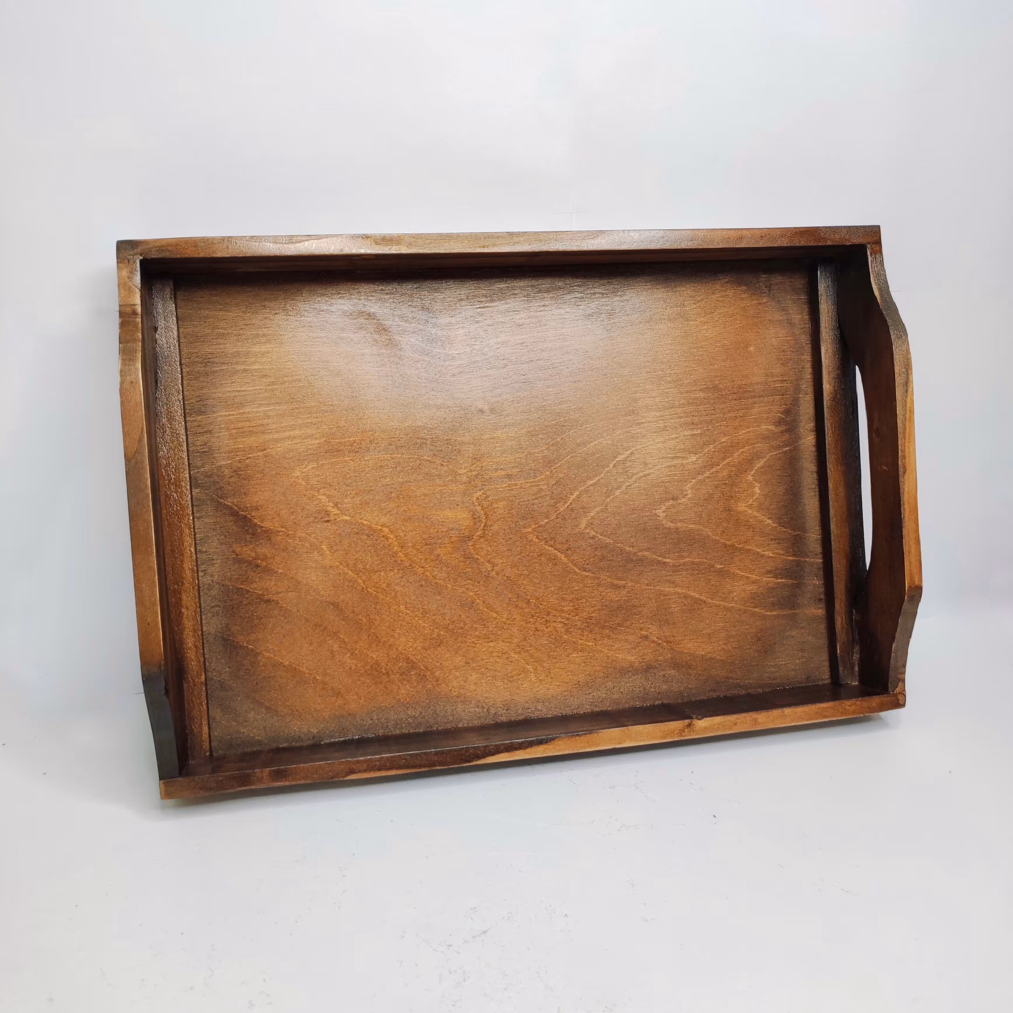 سینی چوبی دسته دار  جنس چوب روس  رنگ قهوه ای 37 در 25