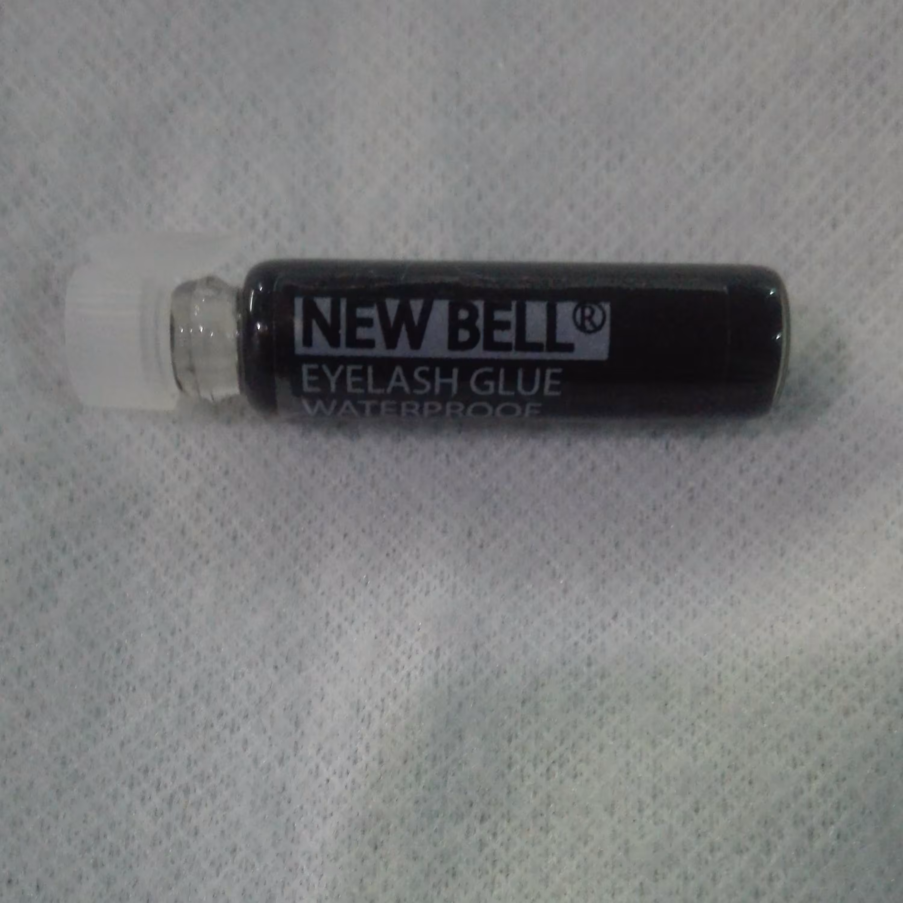 چسب مژه مصنوعی 