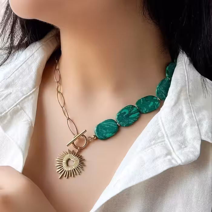 نیمست استیل با سنگ مالاکیت، دارای قفل T، خواص تسکین دهنده درد و کاهش استرس