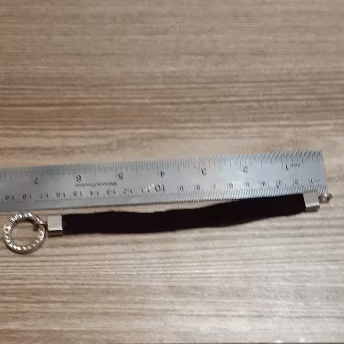 دستبندچرم طبیعی دستساز19سانتیمتری باحلقه گردنگین دار