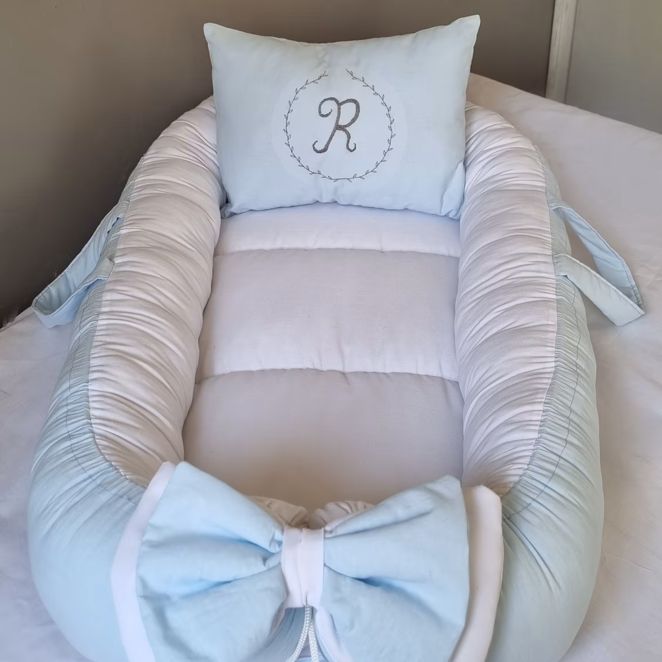 تشک گارد دار  یا تشک لبه دار  نوزادی