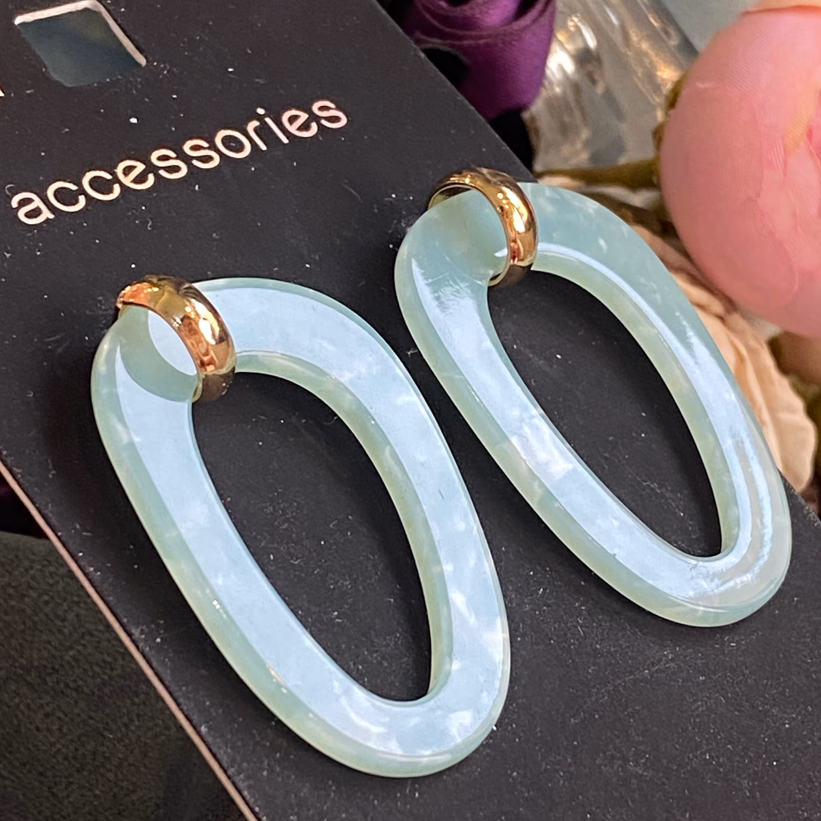 گوشواره زنانه و دخترانه گوشواره آویز اکسسوری خاص کادو تولد