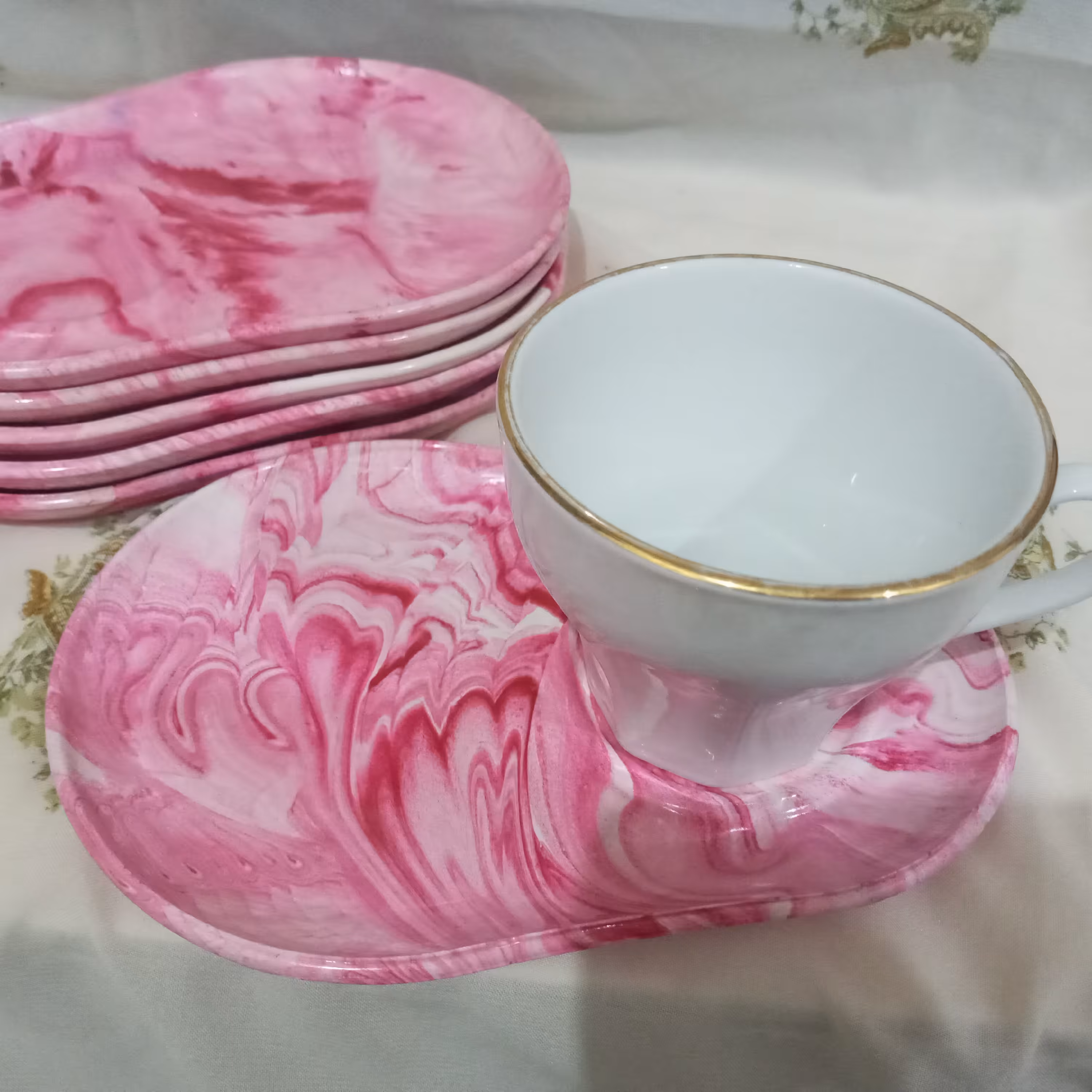 سینی پذیرایی تک نفره رنگ ارغوانی  سنگ مصنوعی یک دست شش عددی 