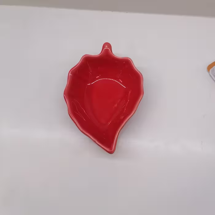 کاسه سرامیکی گلبرگ  قرمز
