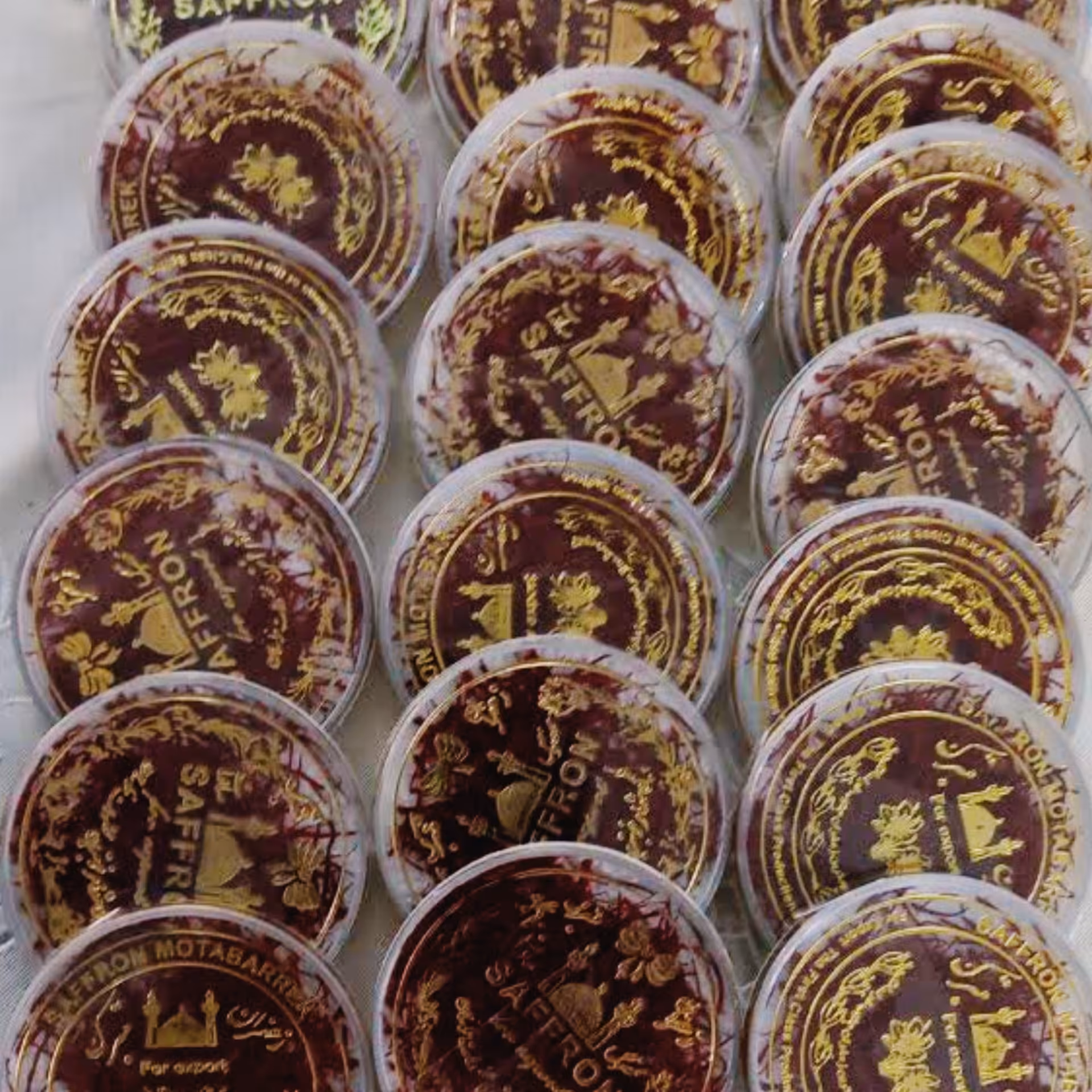 زعفران اصل یک گرمی بسته بندی کریستال مناسب فروش