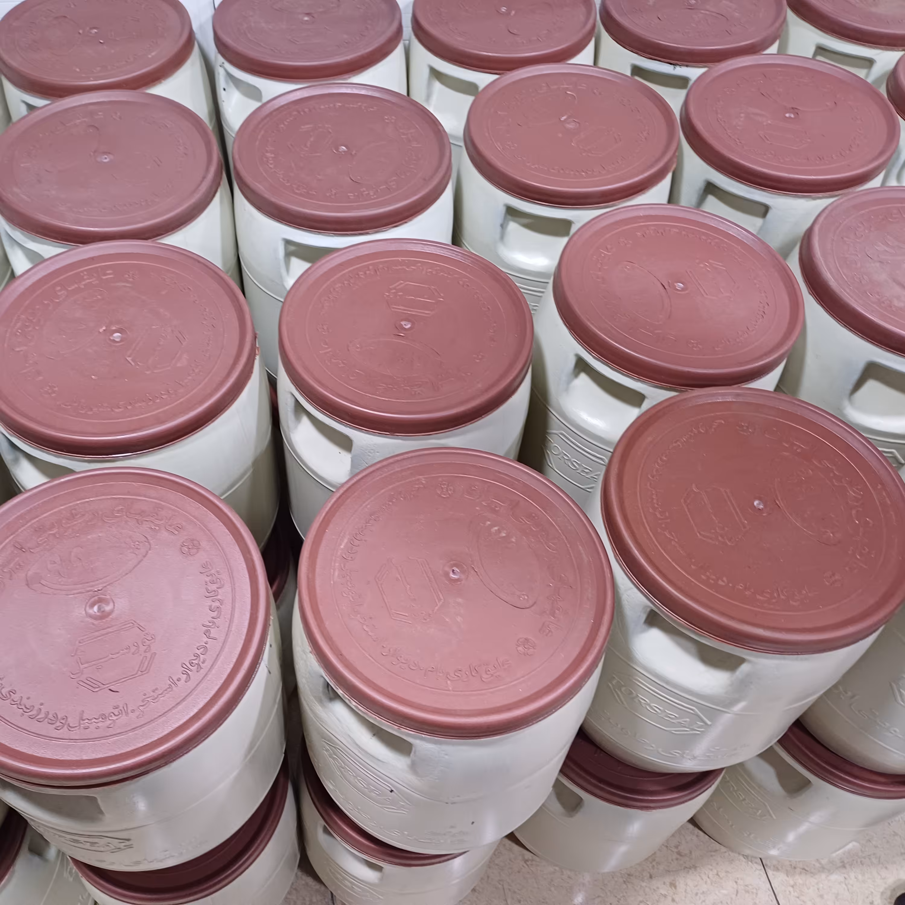 عایق رطوبتی تی 99 ایران وزن 17 کیلو گرم