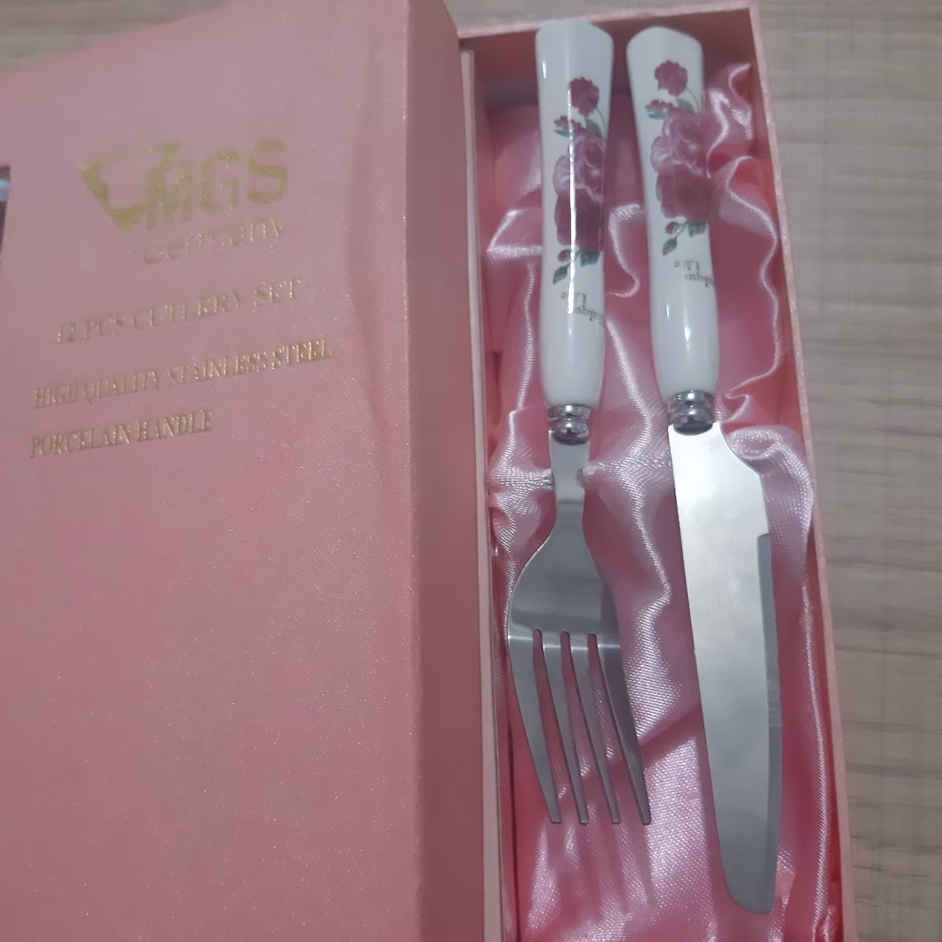 کارد و چنگال سرامیکی