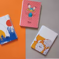 دفتر یادداشت 80 برگ الیپون

- ابعاد 12×17
- جلد نرم (مقوای گلاسه) 
- سیمی از بغل
- کلاسیک و فانتزی
- 80 برگ