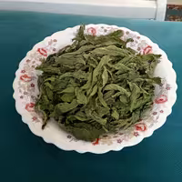 نعناع خشک بسیار معطر و تمیز و درجه یک و به صورت برگ براتون ارسال میشه