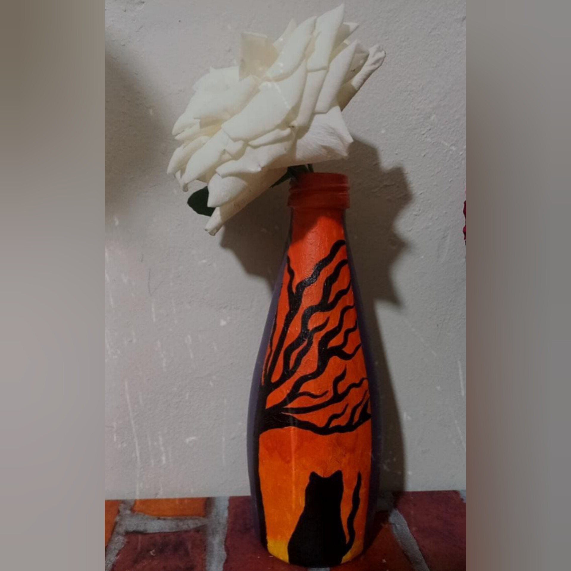 گلدان شیشه ای طرح دار