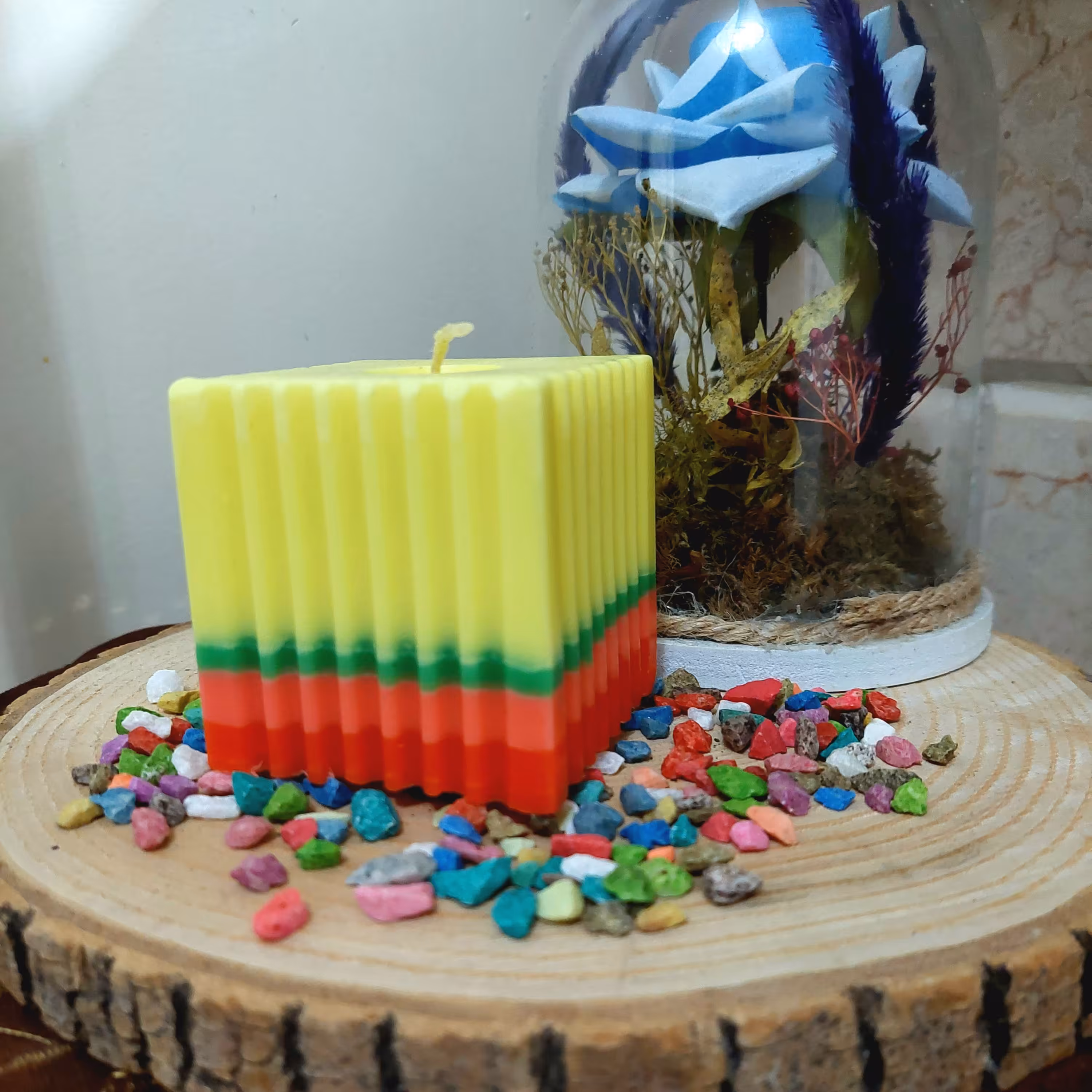 شمع دست ساز رنگین کمانی