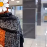 شال نخ پنبه منگوله دار 
چاپ خیس
به هیچ عنوان سر نیست
 قواره: 200*75
