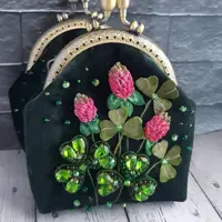 منجوق دوزی، گل سینه و...اکسوسری زنانه