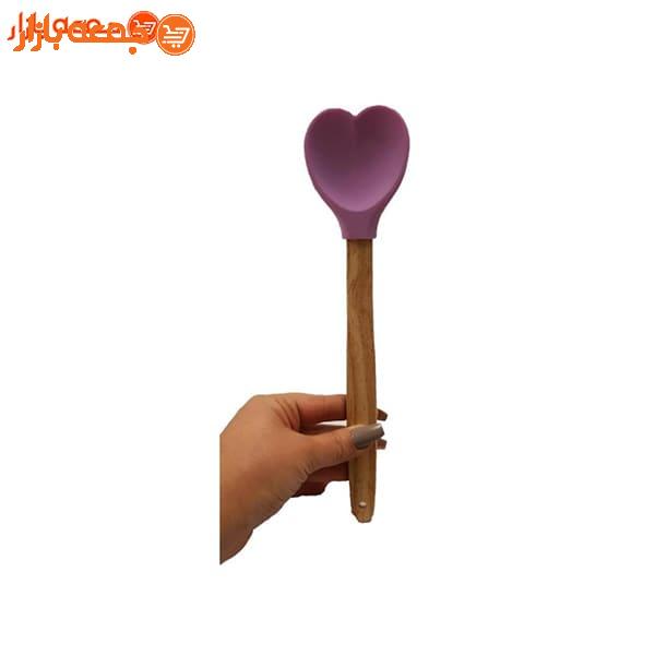 کفگیر نسوز سیلیکونی دسته چوبی قلبی