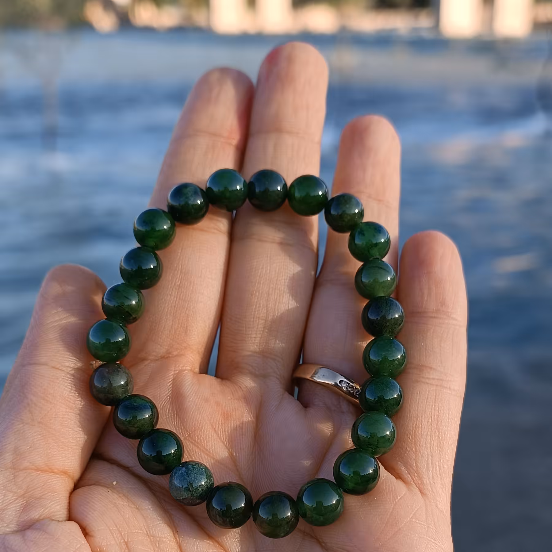 دستبند سنگ یشم روس اصل و گره کشویی قابل تنظیم