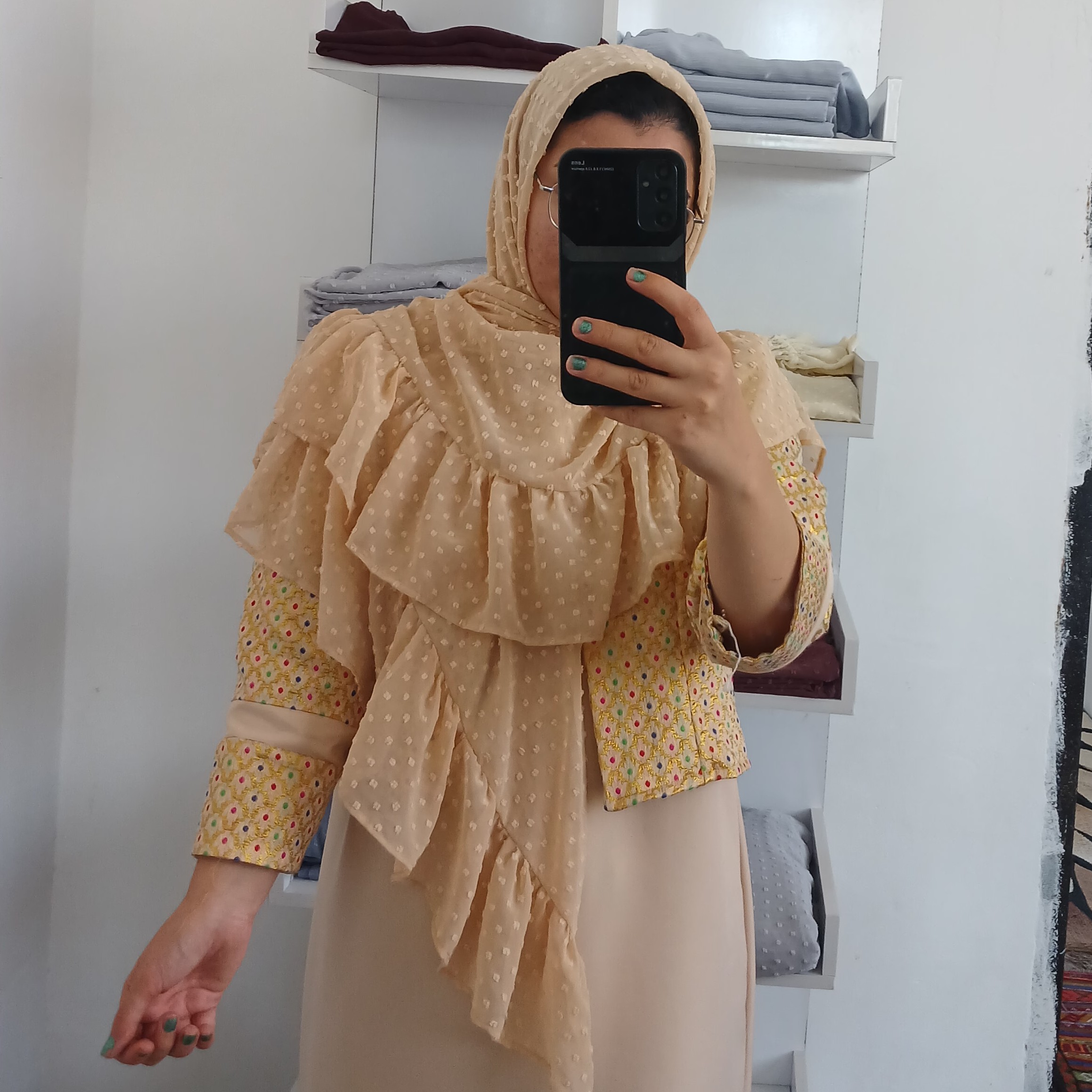 روسری چین دار