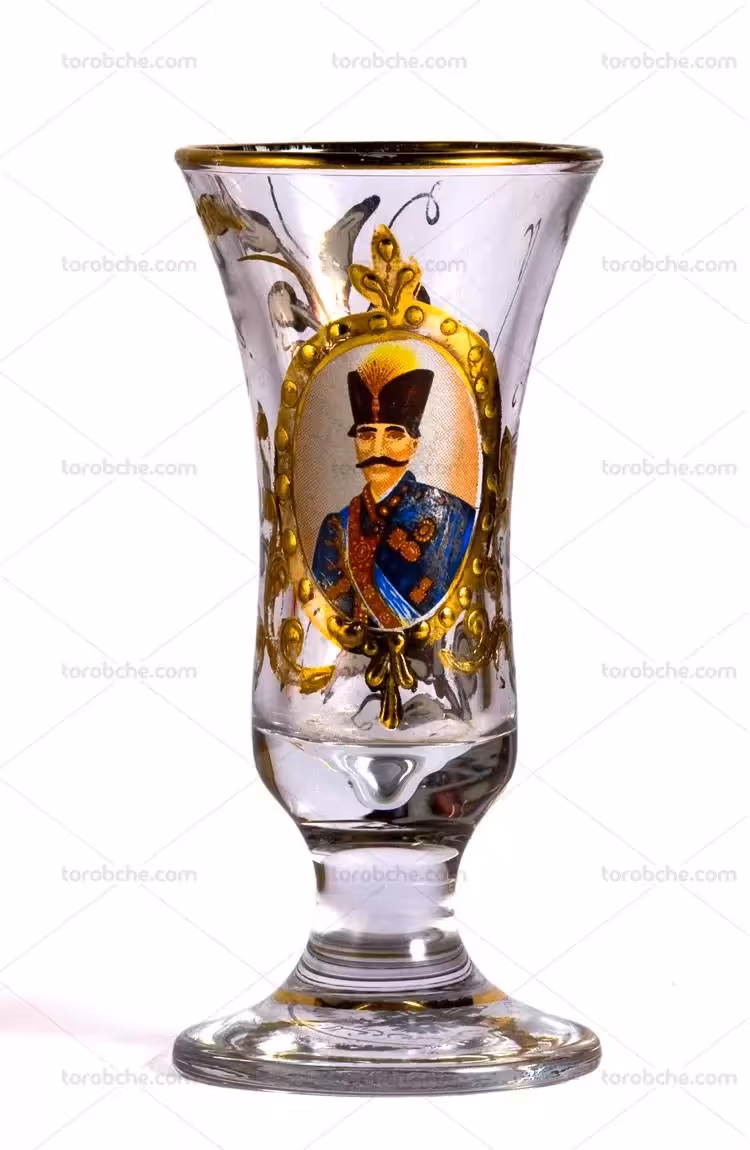 عکس با کیفیت گلدان قاجار | گرافیک با طعم تربچه