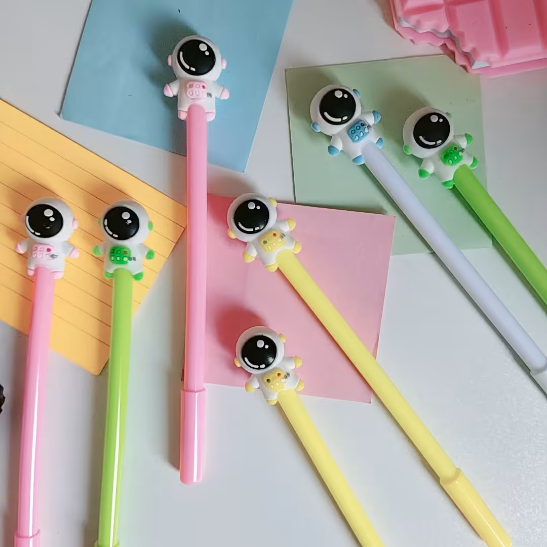 روانویس فضانورد