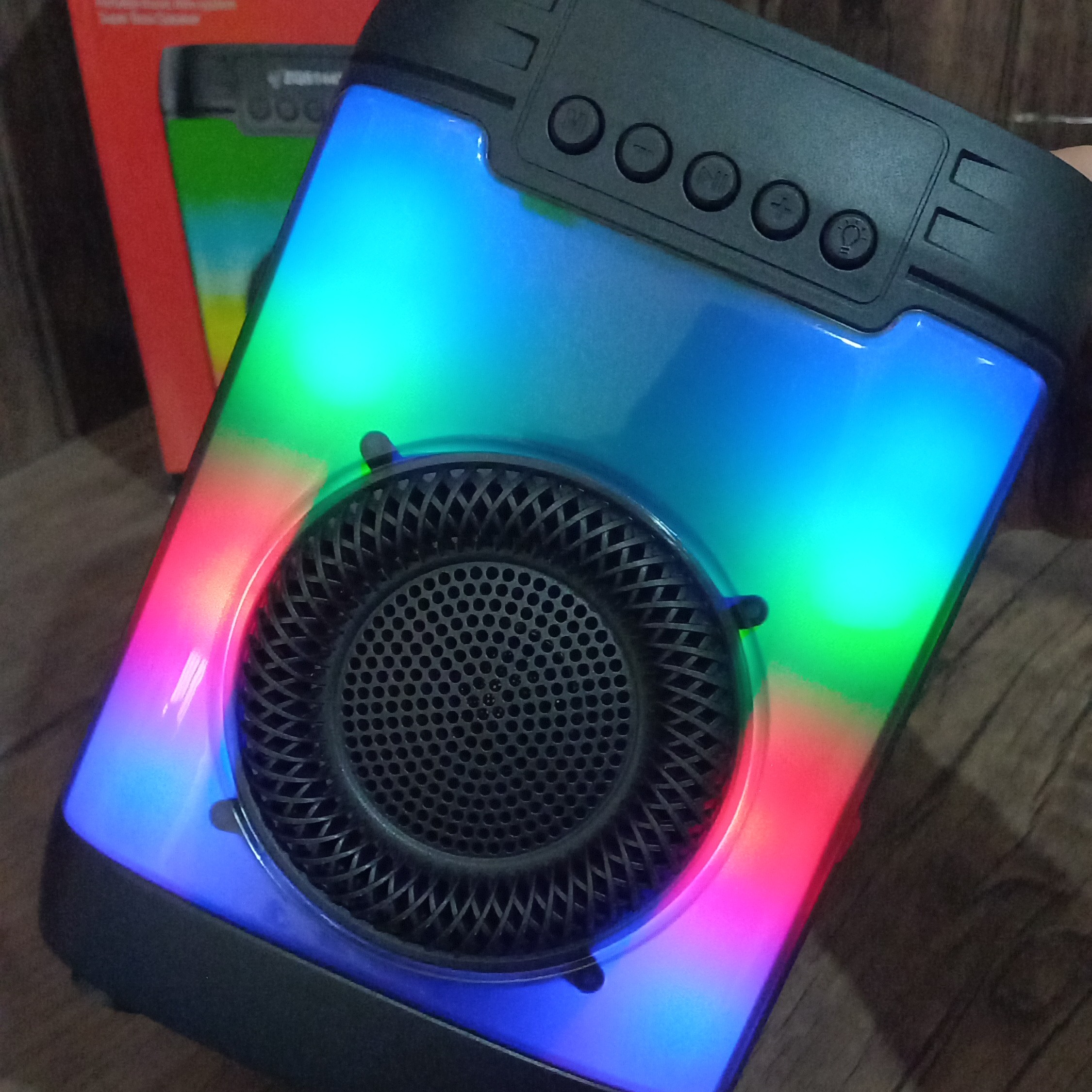 اسپیکر بلوتوثی برند ZQs1443