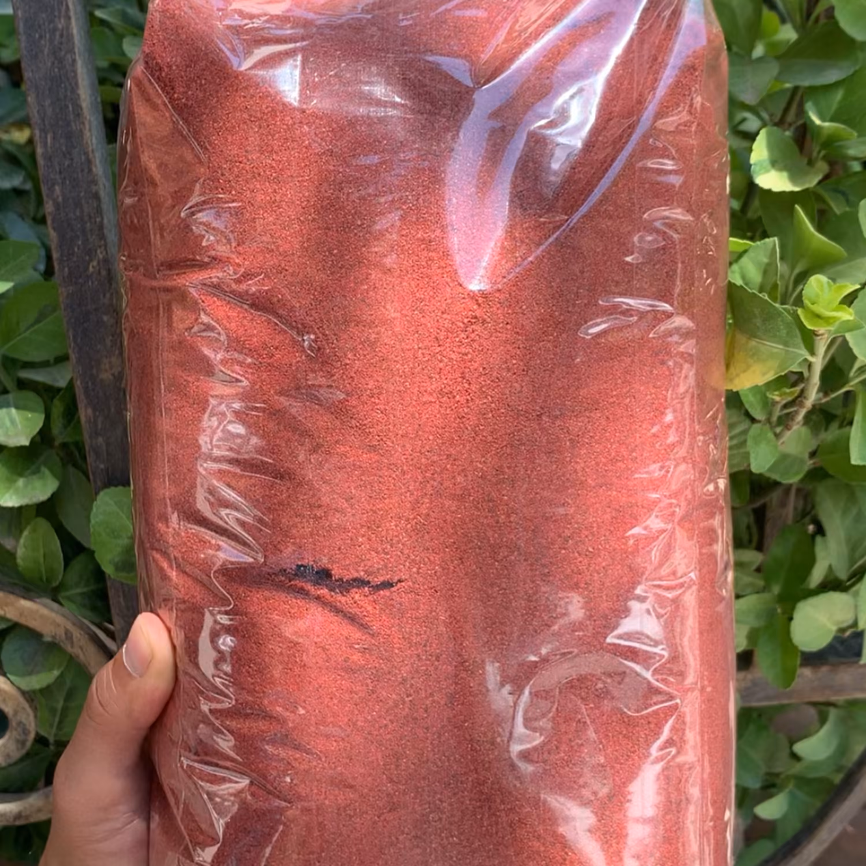 پودرسماق قرمز طبیعی اصل 1 کیلوگرمی آقای زعفران