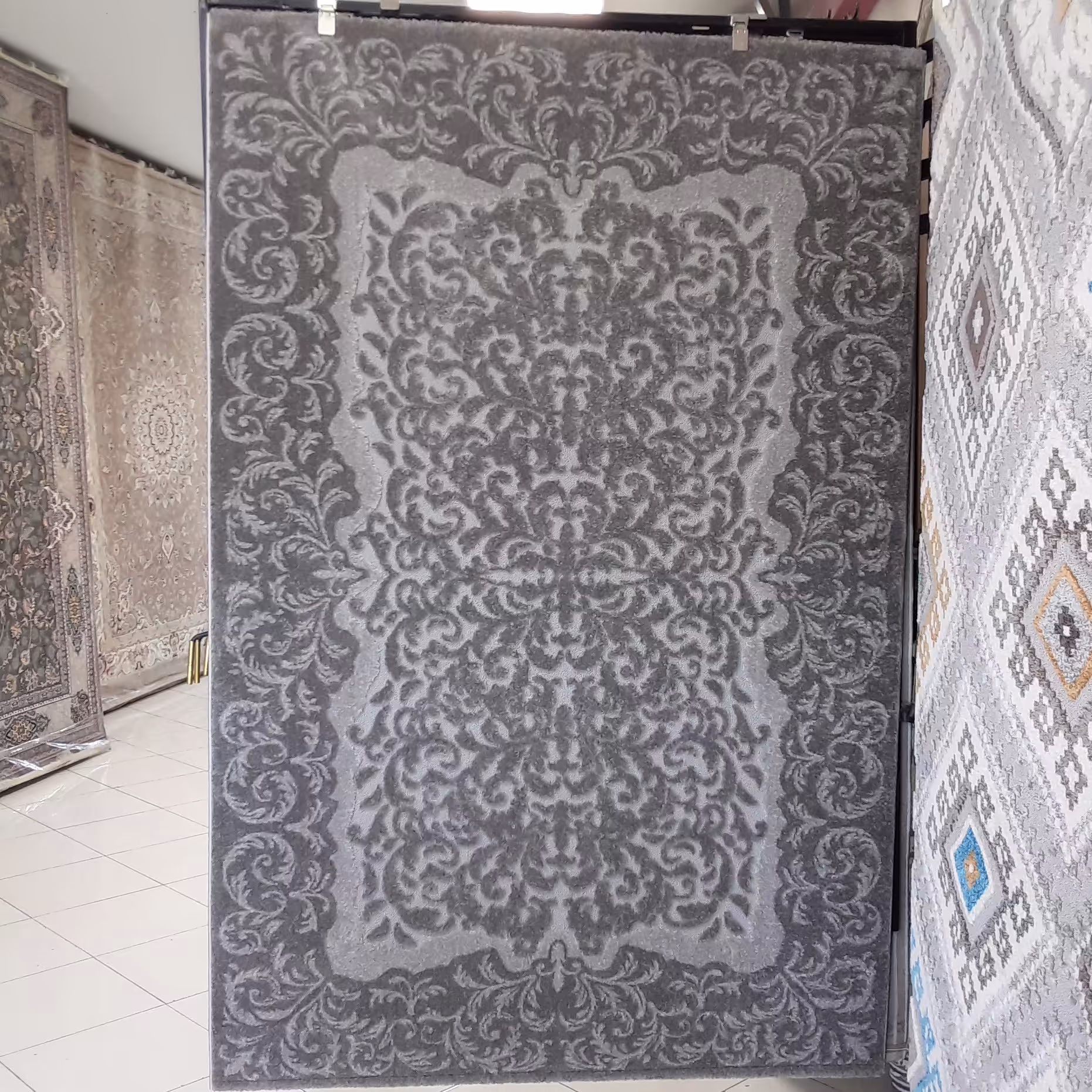 فرش ساوین کد 7401 طوسی سایز 1.5در 2.25