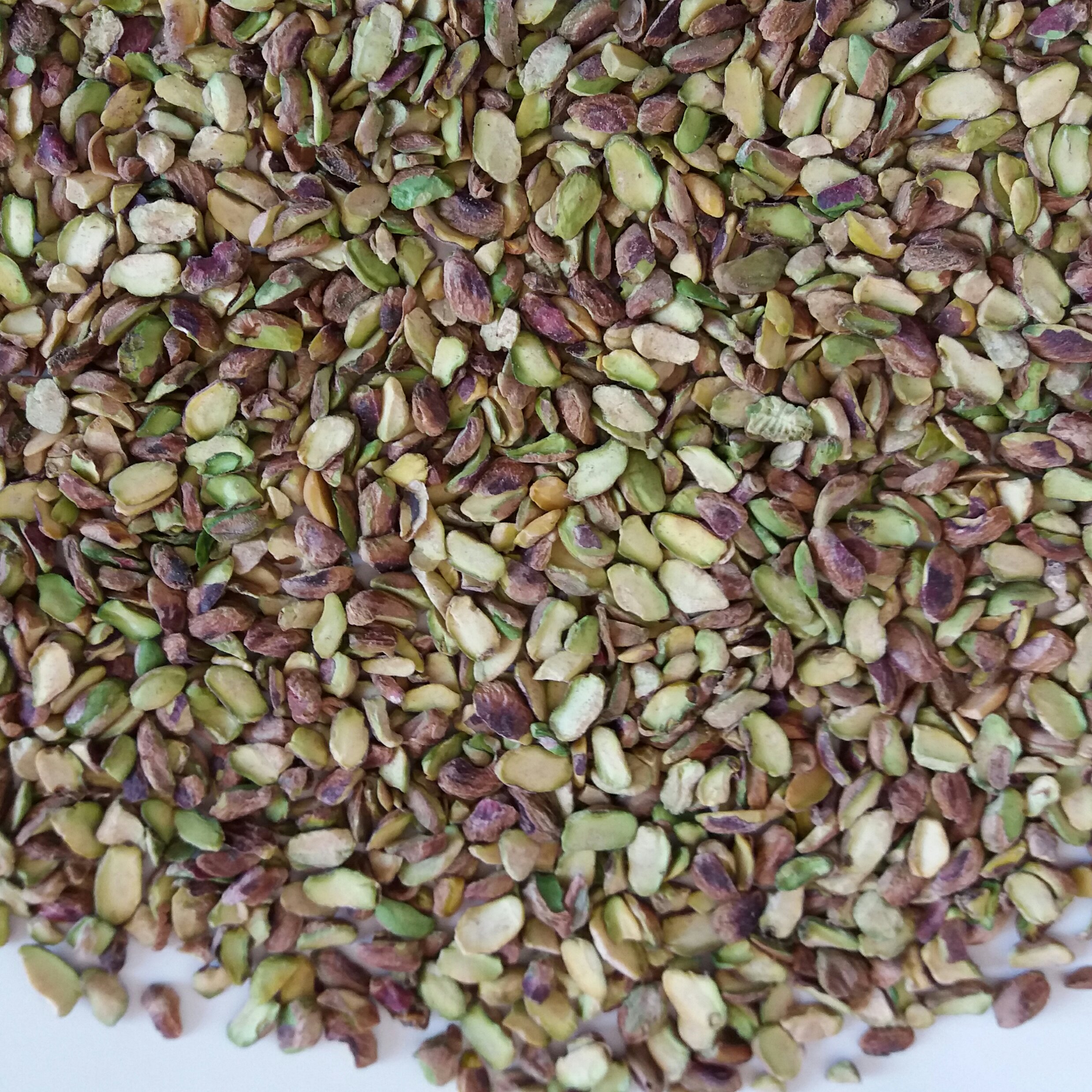 مغز پسته لپه وخرد(10 کیلوئی )